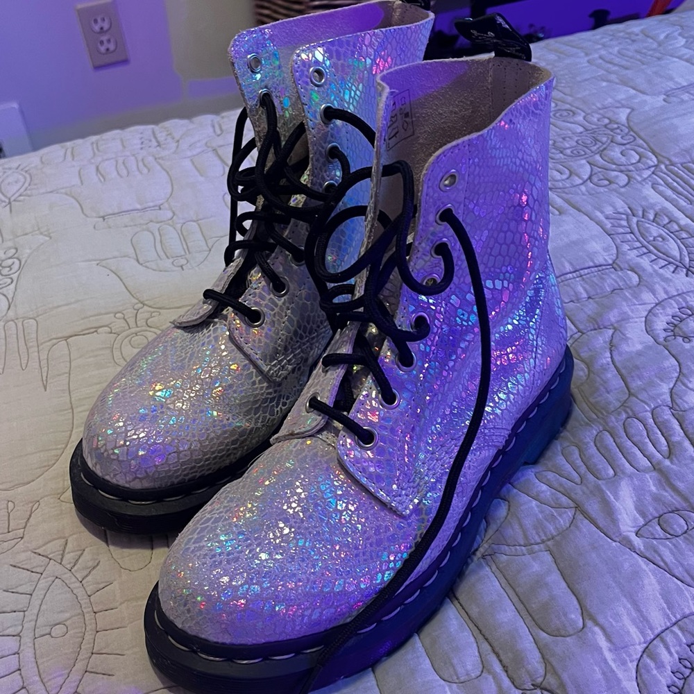 Brand new holographic 1460 pascal Dr. Martens
